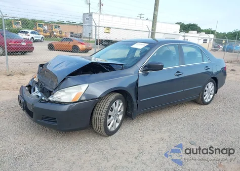 2007 Honda Accord 3.0 Ex из США, поврежденный, VIN 1HGCM66577A104109